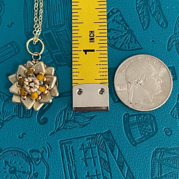 Handmade Gold Flower Sunflower Czech Glass Bead Necklace & Earrings Set - Picture 6 of 8